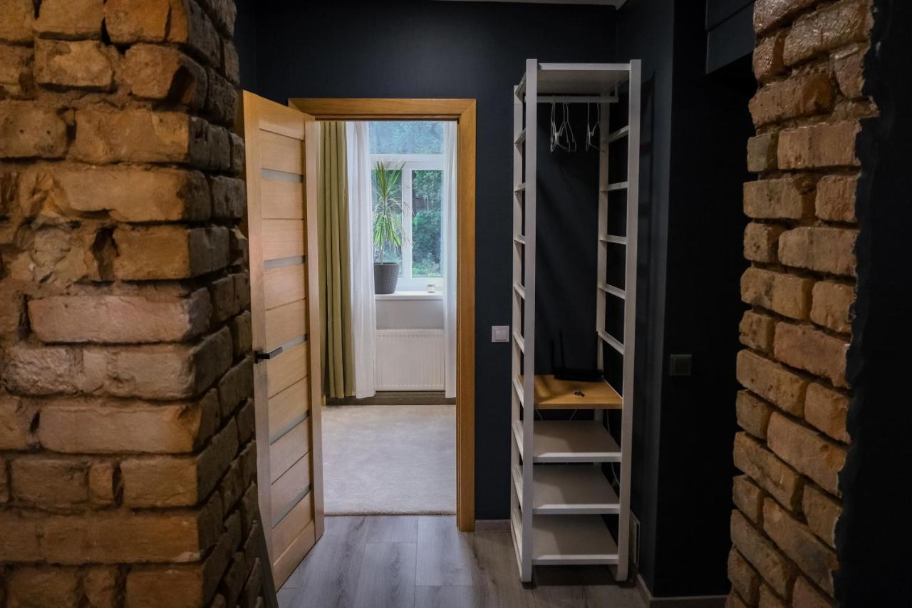 Ferienwohnung Silti, Atjaunoti Dzivokli Tuvu Centram - 1St Floor Riga Exterior foto
